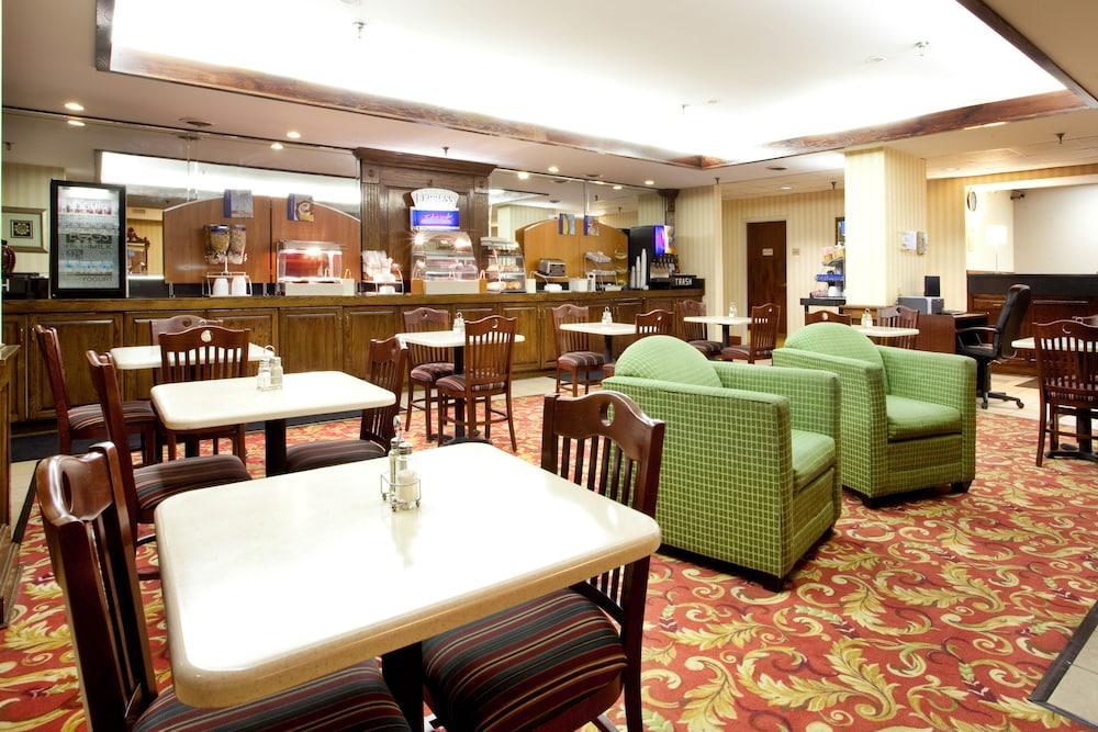 Holiday Inn Express - Chester By Ihg Eksteriør bilde